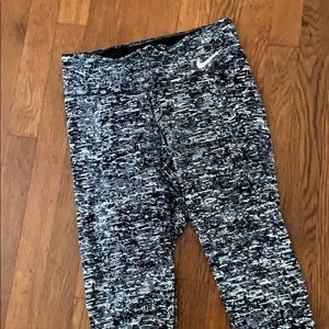 Nike leggings